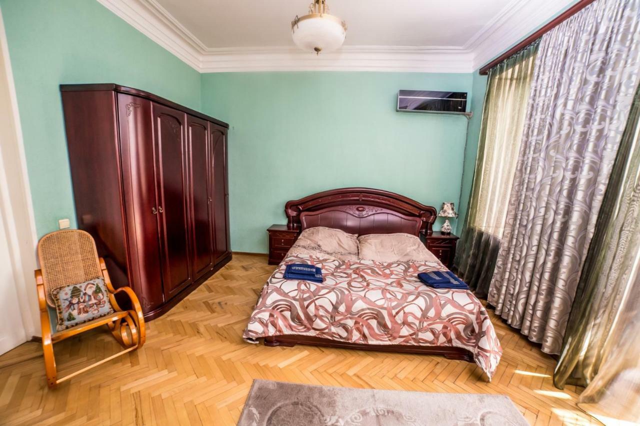Gold District Apartment Tbilisi Exterior foto